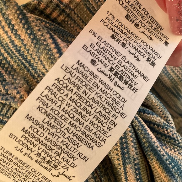 Sweaty Betty Spacedye Hooded Baselayer Top - NWT - Size Medium - Terrain Green - Picture 8 of 12